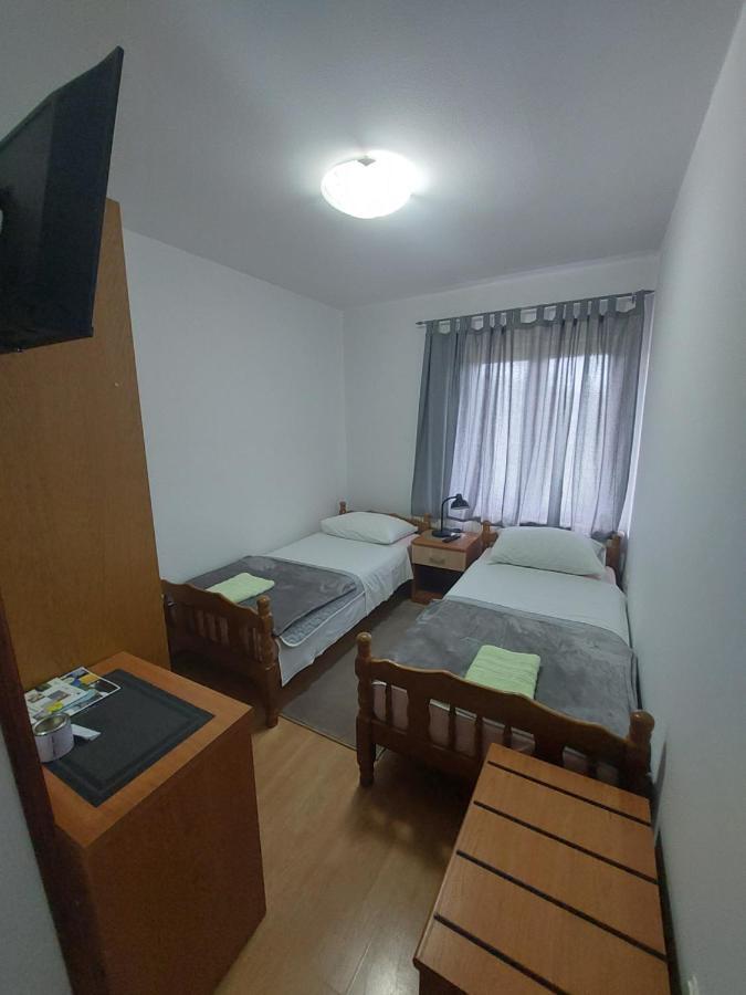 Rooms Putnik セニ エクステリア 写真
